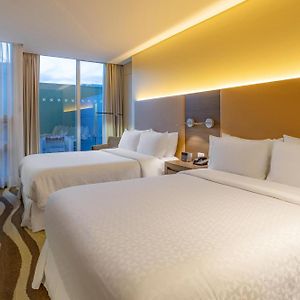 Habitación Estándar con 2 Camas Individuales